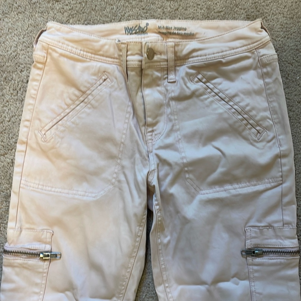 Mossimo denim size 2- mid rise jegging